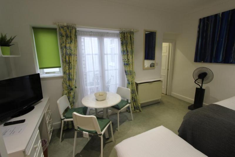 Stay In Serviced Apartments Queensway London Eksteriør bilde